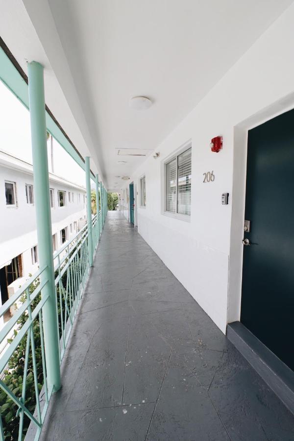 The Gem On 15Th Miami Beach Exterior photo