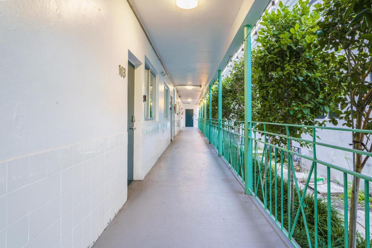 The Gem On 15Th Miami Beach Exterior photo